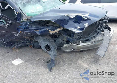 2017 Ram 1500 Slt 4X2 6'4 Box z USA, uszkodzony, nr VIN 1C6RR6GT9HS576502